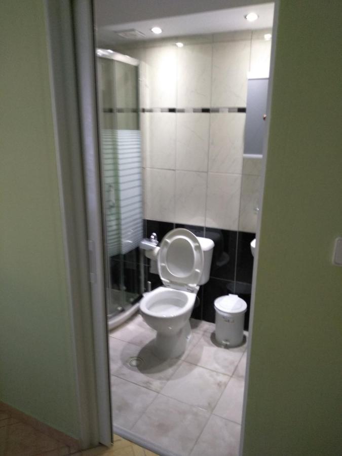 Janis Castle Apartment Хімара Екстер'єр фото